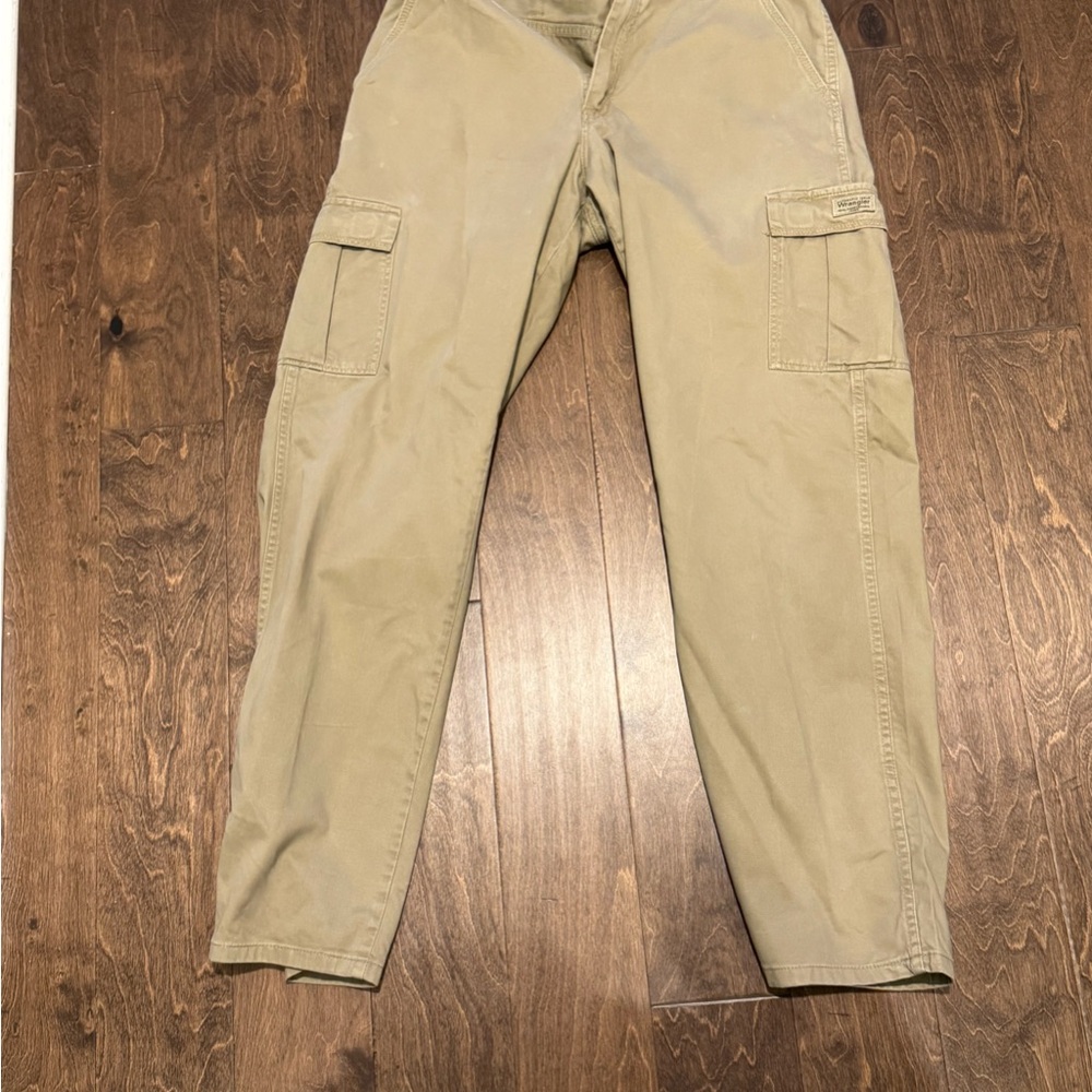 Men's Khaki Wrangler Cargo Pants